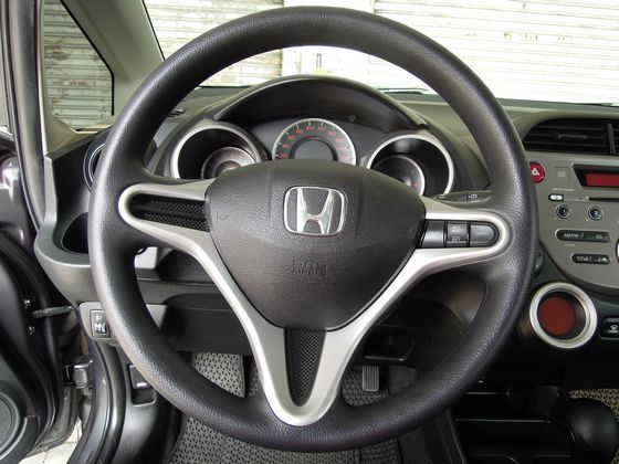 Honda 本田  Fit 照片5