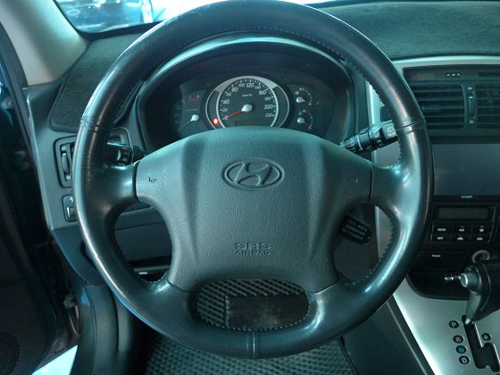 Hyundai 現代  Tucson柴油 照片3