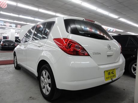 Nissan 日產 Tiida 照片10