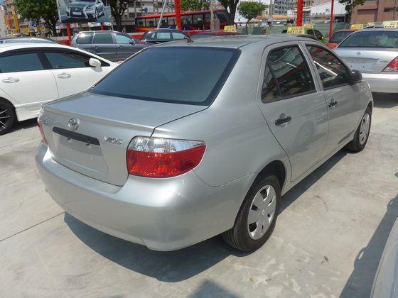 豐田 Vios  1.5 銀 照片10