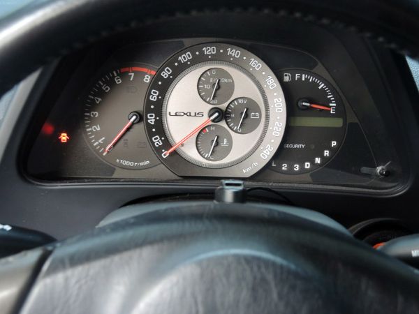 ▲全額貸 ㊣2003 凌志 IS200  照片4
