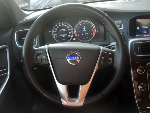 ▲全額貸 ㊣2011 VOLVO S60 照片4