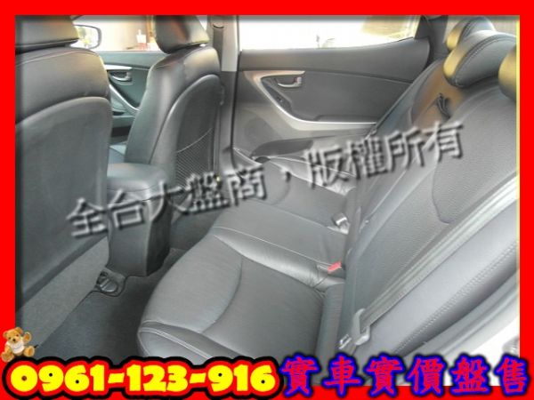 2012年現代 Elantra 1.8白 照片3