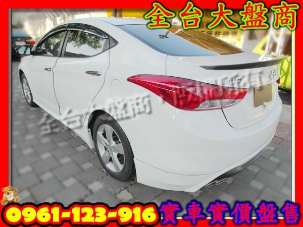 2012年現代 Elantra 1.8白 照片8