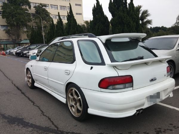 自售SUBARU Impreza 1.8 照片5