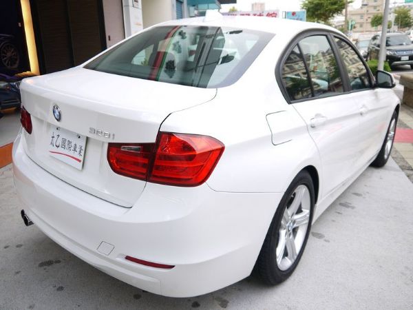 2012年 BMW 328i Sport 照片3