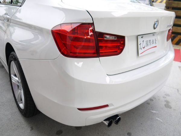 2012年 BMW 328i Sport 照片4