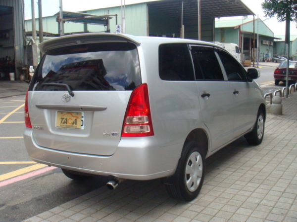 TOYOTA INNOVA 照片2