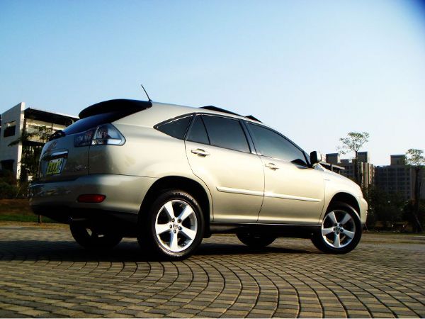 Lexus RX330 熱賣休旅 照片3