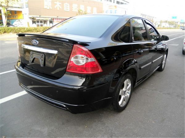 FORD 福特 Focus  照片2