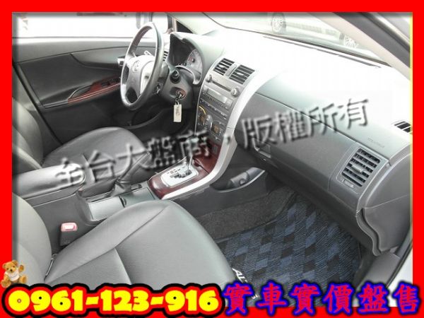 2011年Toyota豐田Altis 銀 照片3