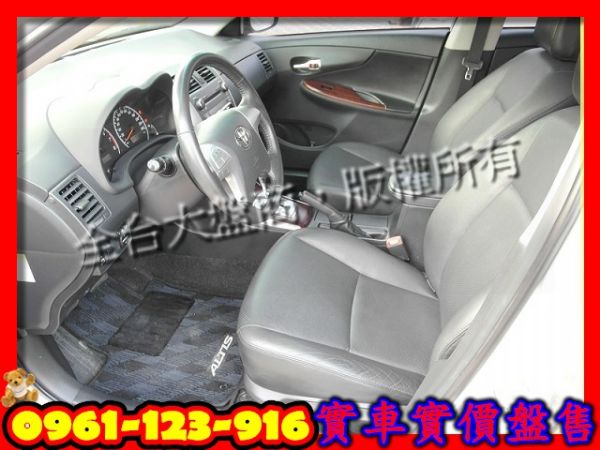 2011年Toyota豐田Altis 銀 照片4