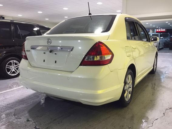 08 TIIDA 1.8 可全貸免保人 照片2