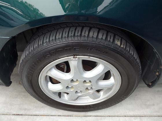 豐田 PREMIO 1.6 墨綠 照片9