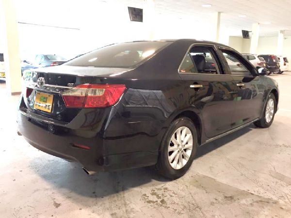 12 CAMRY 2.0 可全貸免保人 照片2