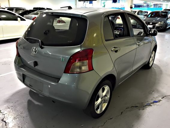 08 YARIS 1.5 可全貸免保人 照片2