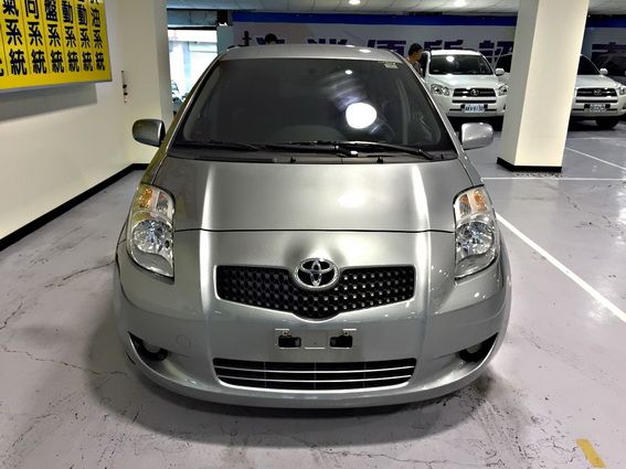 08 YARIS 1.5 可全貸免保人 照片3