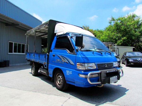 05年 三菱 得利卡 2.0藍 2PW3 照片4