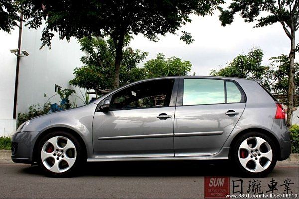 【日瓏車業】2007年Gti 2.0 照片5