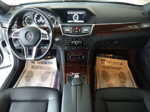 2013年 Benz E350 全景 照片6