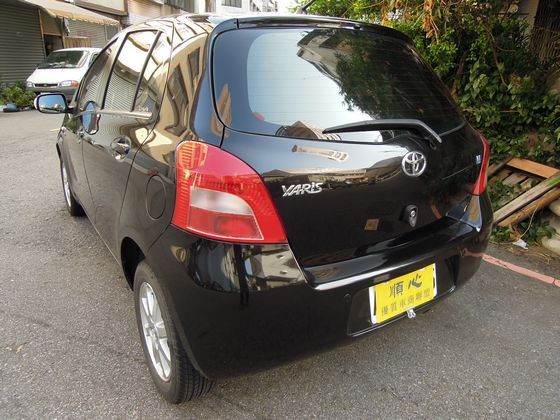 Toyota豐田 Yaris 照片10