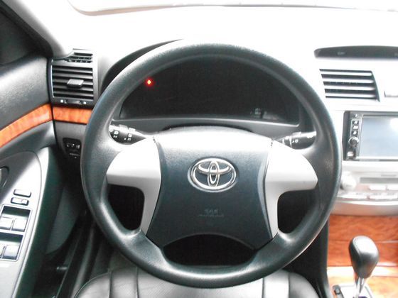 豐田 Camry 2.4 黑 照片5