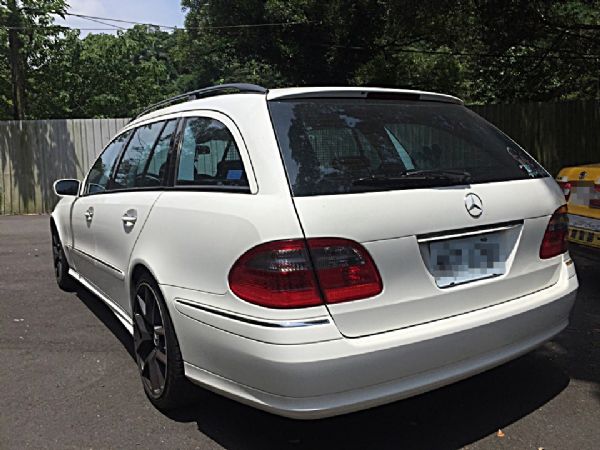 BENZ E320 照片3