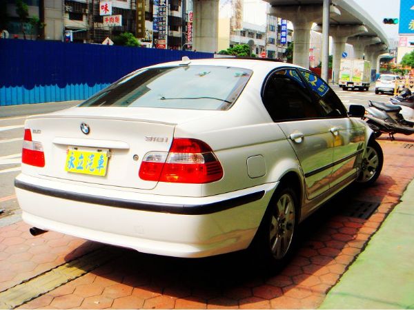 BMW 318 E46 照片3