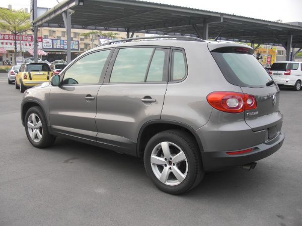 2010 VW 帝觀Tiguan 2.0 照片5