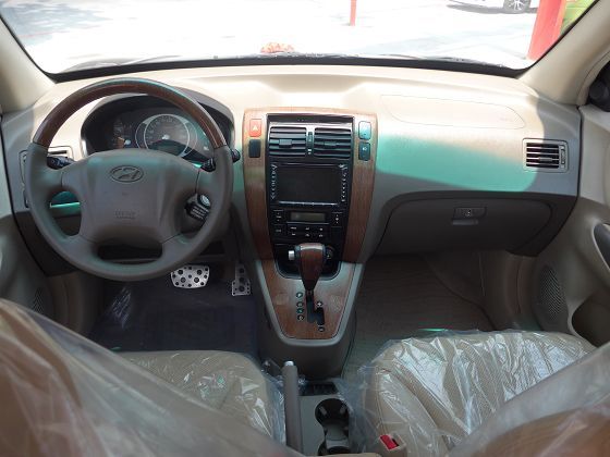 Hyundai 現代  Tucson柴油 照片2