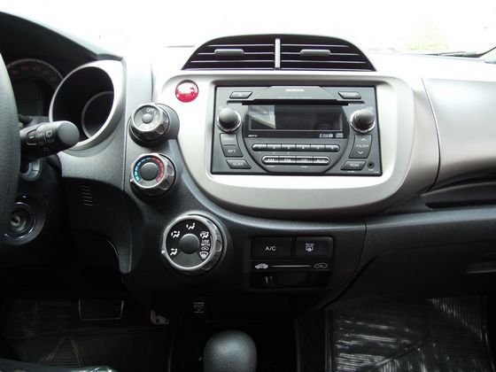  Honda 本田  Fit 照片4