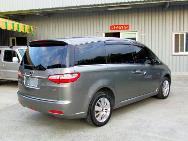 2010 納智捷 7MPV 2.2深灰 照片2