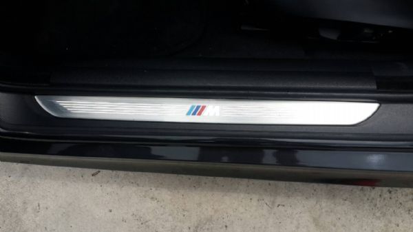 BMW 寶馬 E90 325 原廠M版 照片4