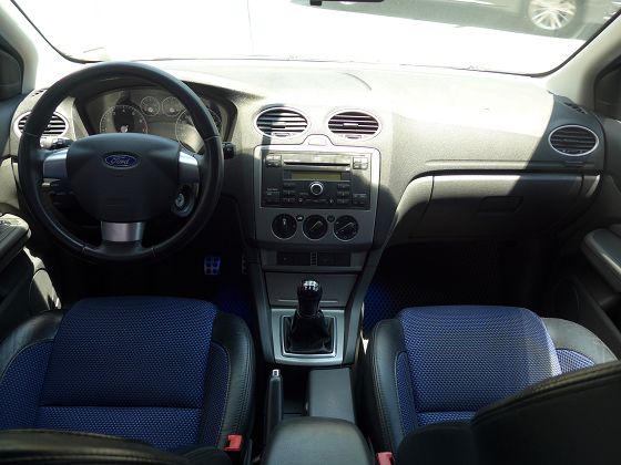 Ford 福特  Focus 照片2