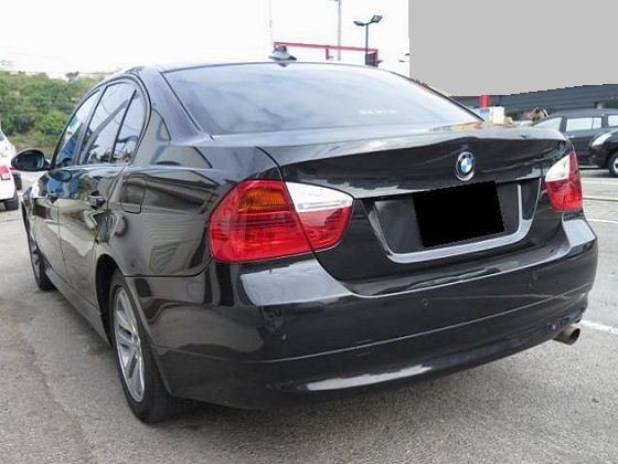  320I 2.0 黑  天窗 照片7