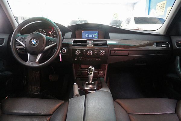 09年 BMW 535 LOOK M5 照片5