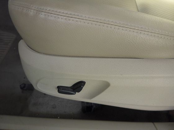 福特 focus 1.8 藍 照片9