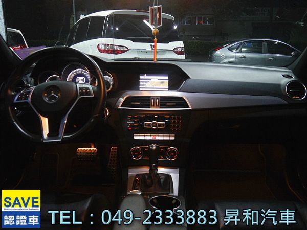 2012年 賓士 C250 1.8  黑 照片5