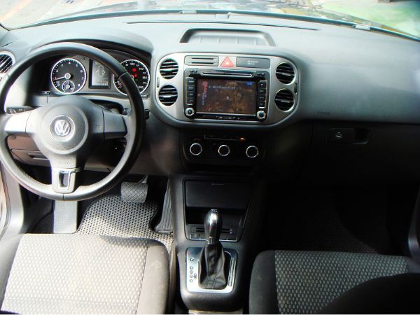 2012年式 VW TIGUAN 4WD 照片2
