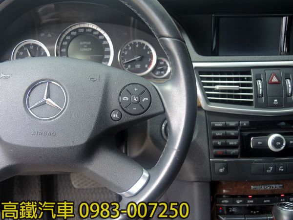 BENZ E200 CGI 1.8 照片5