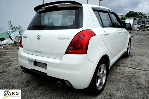 2006年 SWIFT 鈴木五門小車 照片5