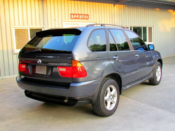 2002 BMW X5 3.0 灰 照片4