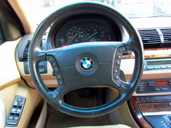 2002 BMW X5 3.0 灰 照片7