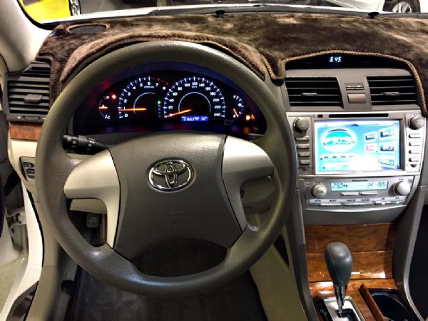 11 CAMRY 2.4 免保人可全貸 照片4