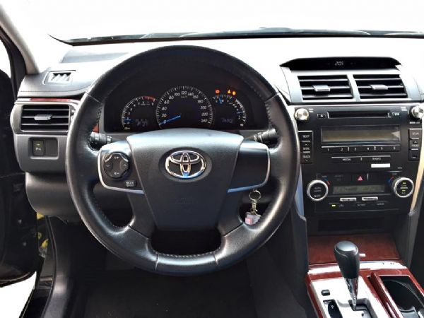 14 CAMRY 2.0 免保人可全貸 照片8