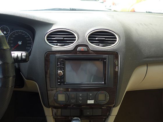 Ford 福特  Focus 照片4