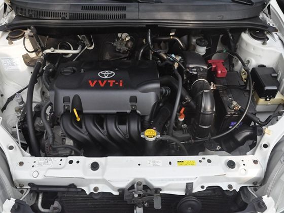  豐田 VIOS 1.5 白  照片9