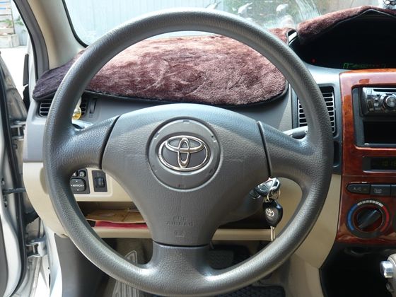  豐田 VIOS 銀 1.5  照片5