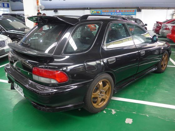 速霸陸 Impreza GT 2.0 黑 照片8