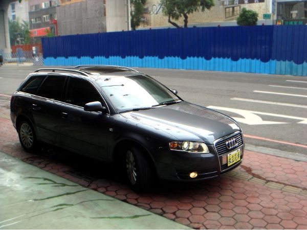 AUDI A4 AVANT 5門  照片10